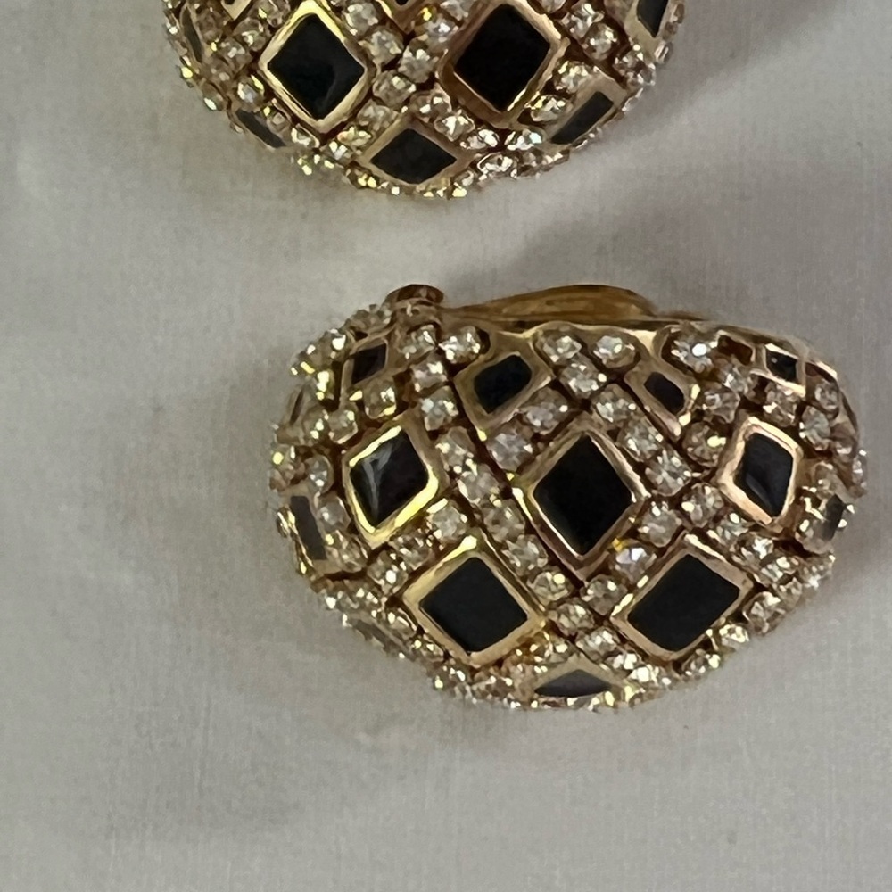 St John earrings